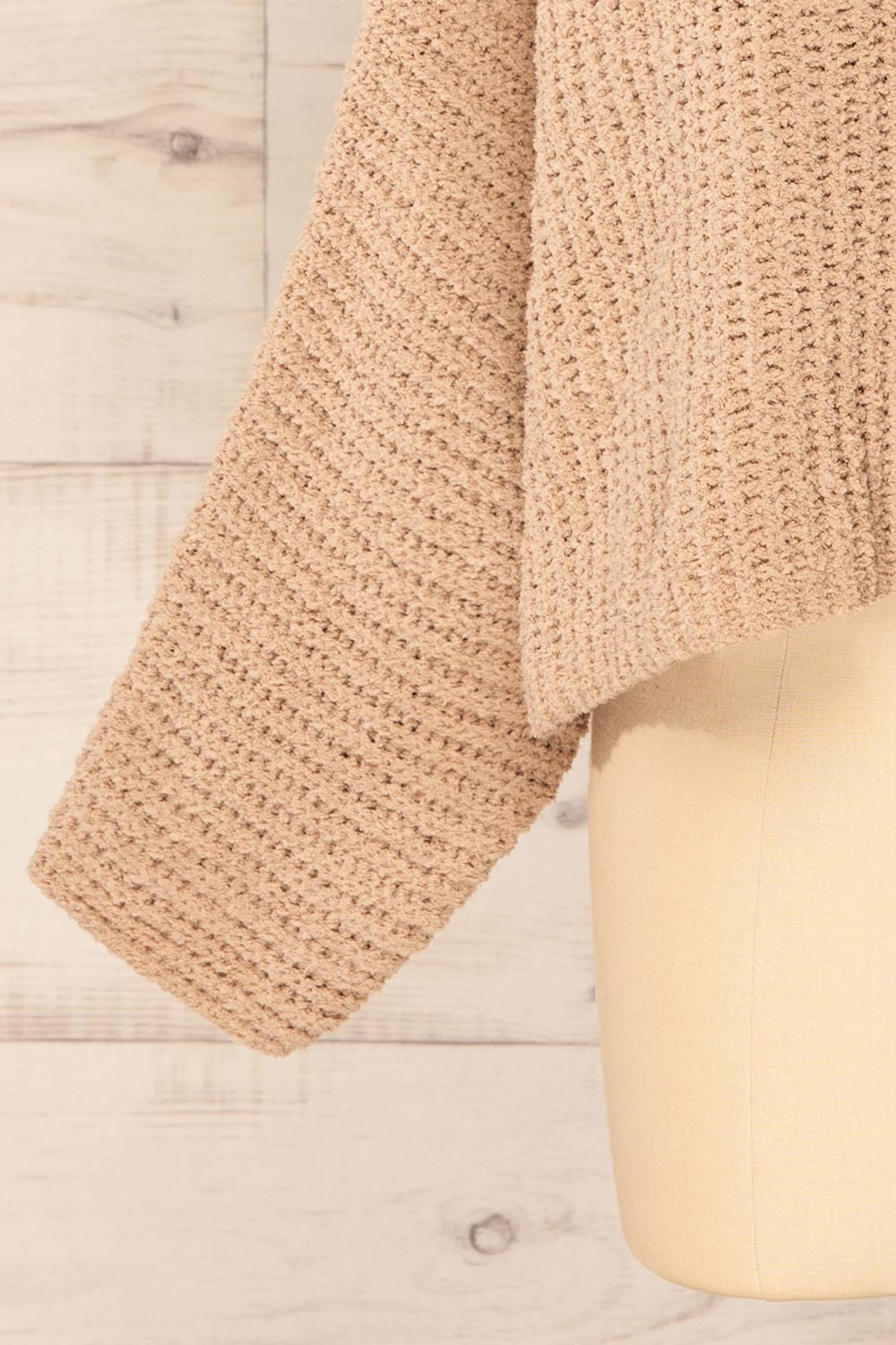 Capzhua Beige Oversized Knit Cardigan | La petite garçonne sleeve