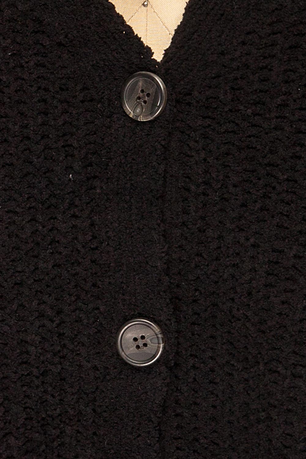 Capzhua Black Oversized Knit Cardigan | La petite garçonne fabric 