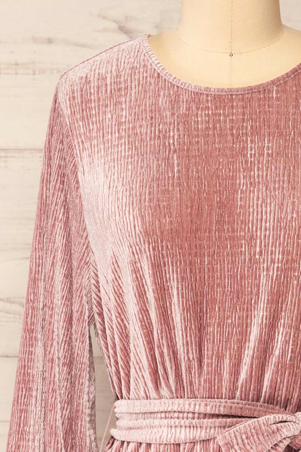 Casale Mauve Short Ribbed Velvet Dress | La petite garçonne front close-up