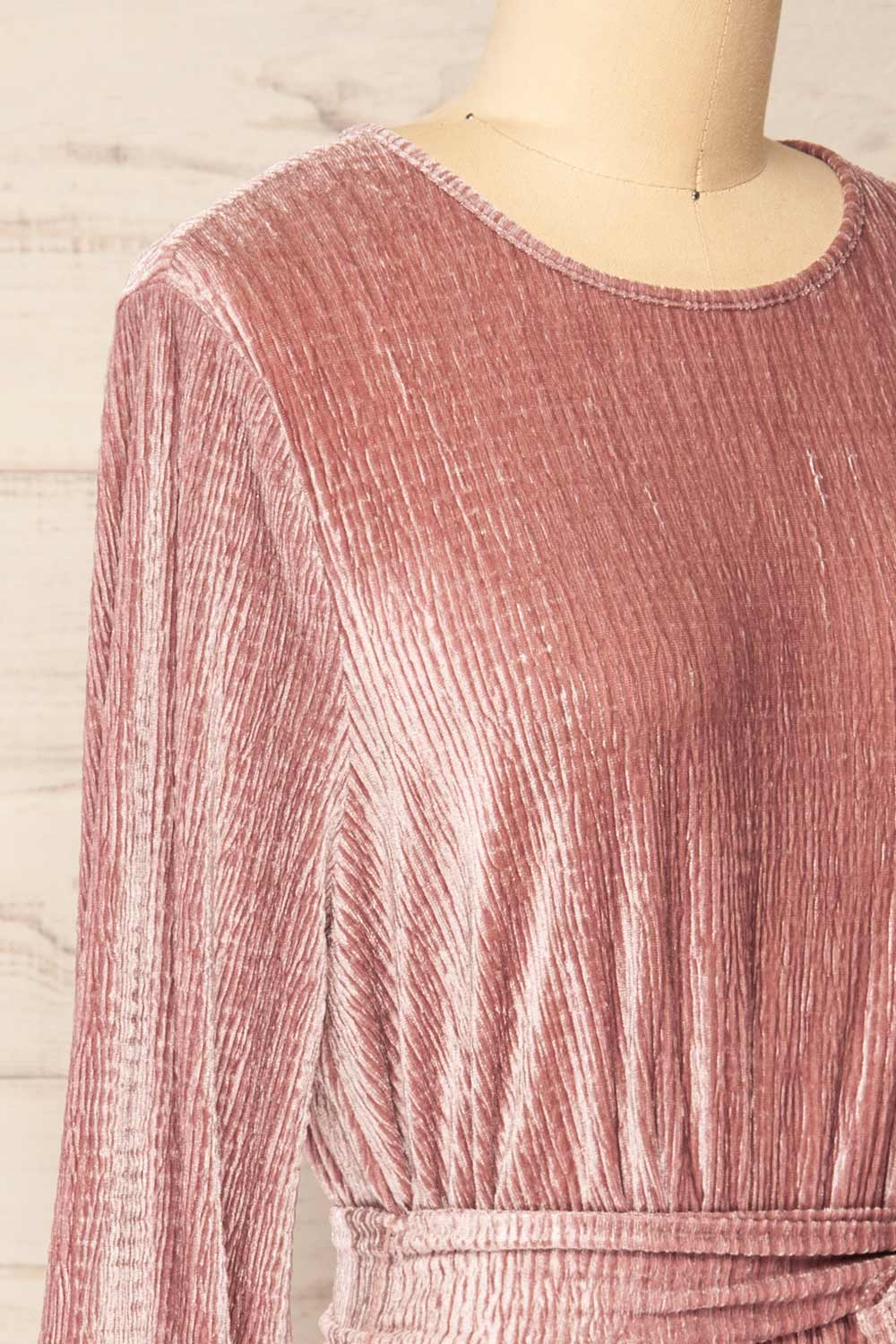 Casale Mauve Short Ribbed Velvet Dress | La petite garçonne side close-up