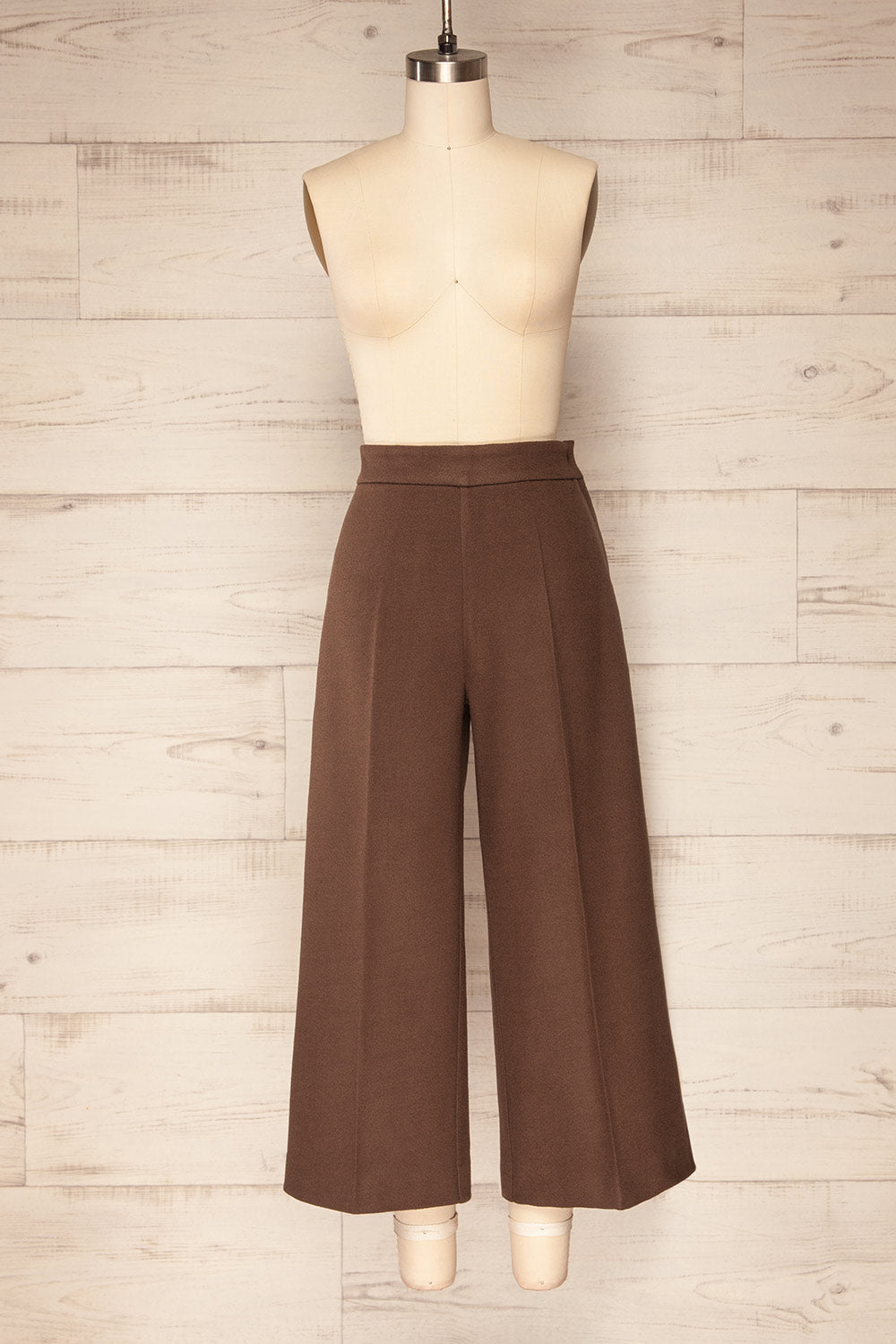 Castelluzzo Brown Wide Straight Leg Pants | La petite garçonne front view