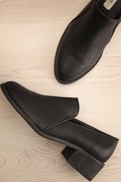 Castelnau Black Matt & Nat Block Heel Shoes flat lay | La Petite Garçonne