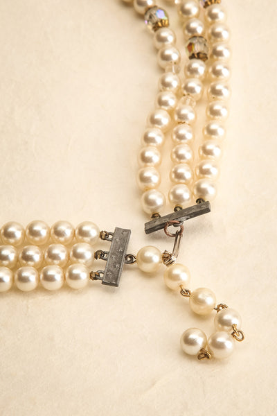 Catherine de Medecis Vintage Necklace | Collier | Boudoir 1861 closure close-up