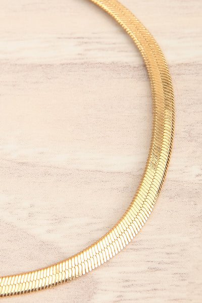 Cedre Gold Snake Chain Bracelet | La petite garçonne close-up