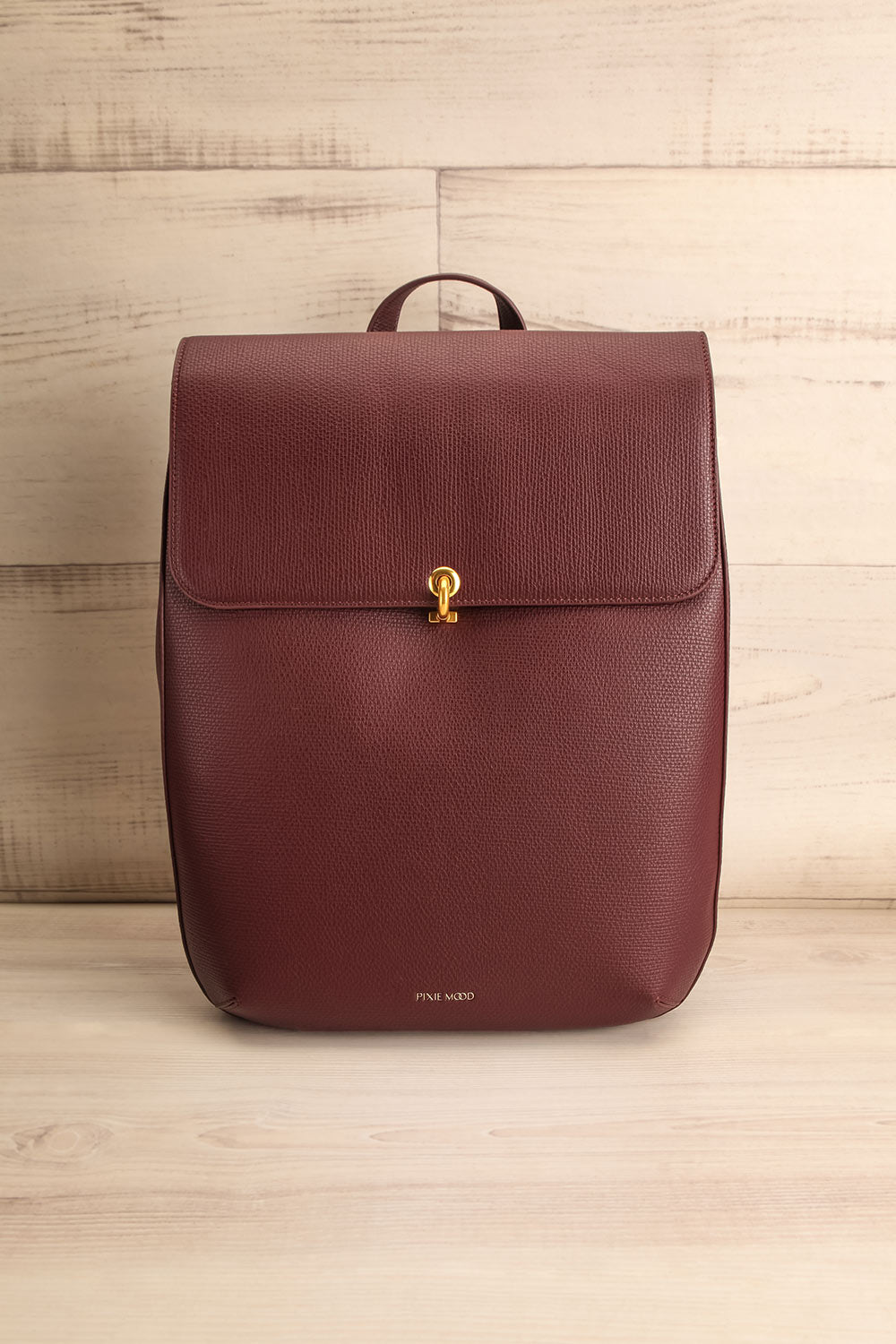 Centaurus Burgundy Vegan Leather Backpack | La petite garçonne