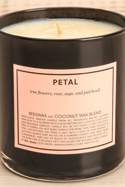 Chandelle Petal Perfumed Candle 8.8 oz close-up | La Petite Garçonne Chpt. 2 2
