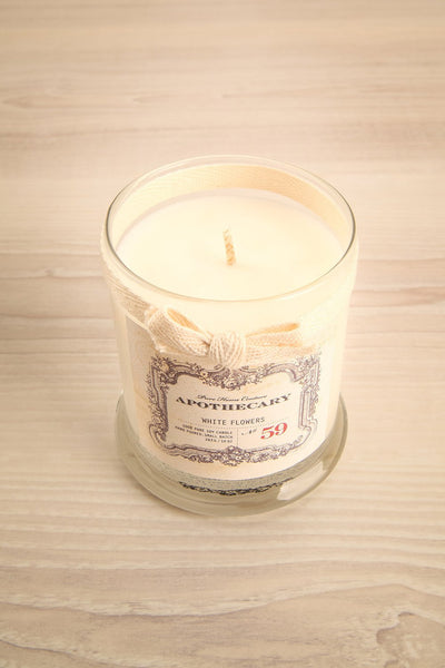 Chandelle White Flowers - Perfumed candle in a glass jar 3