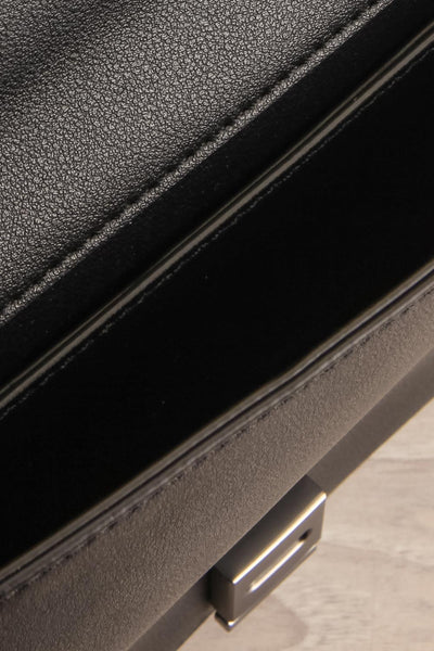 Charlot Black Faux-Leather Pixie Mood Handbag inside close-up | La Petite Garçonne
