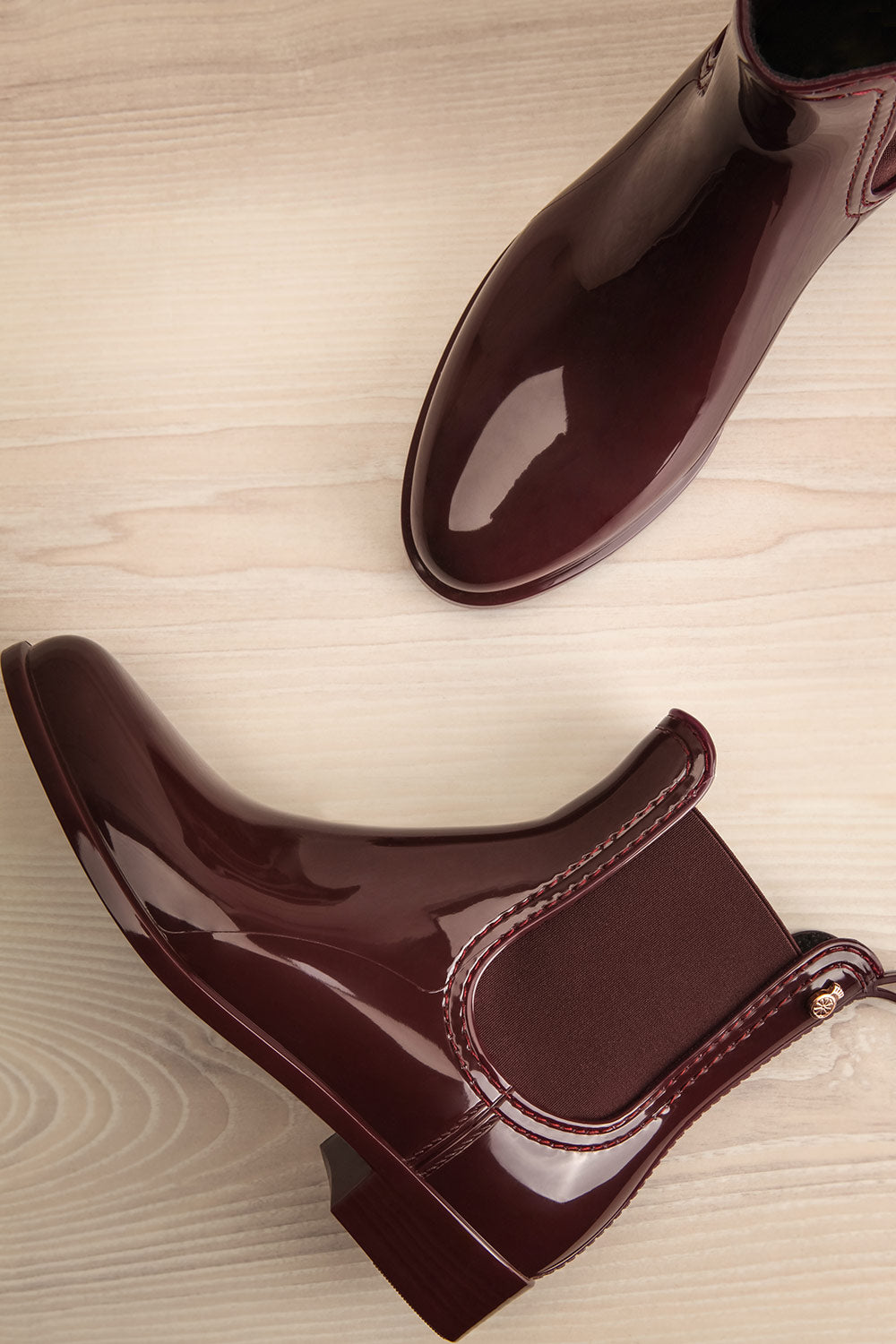 Chelmsford Burgundy Chelsea Rain Boots | La Petite Garçonne
