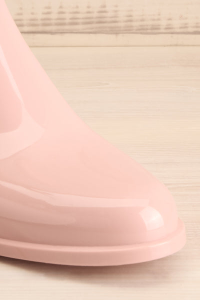Chelmsford Pink Chelsea Rain Boots | La Petite Garçonne Chpt. 2 4