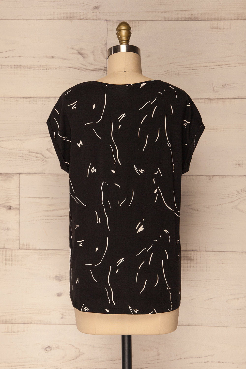 Chios Black & White Patterned T-Shirt | La Petite Garçonne 5