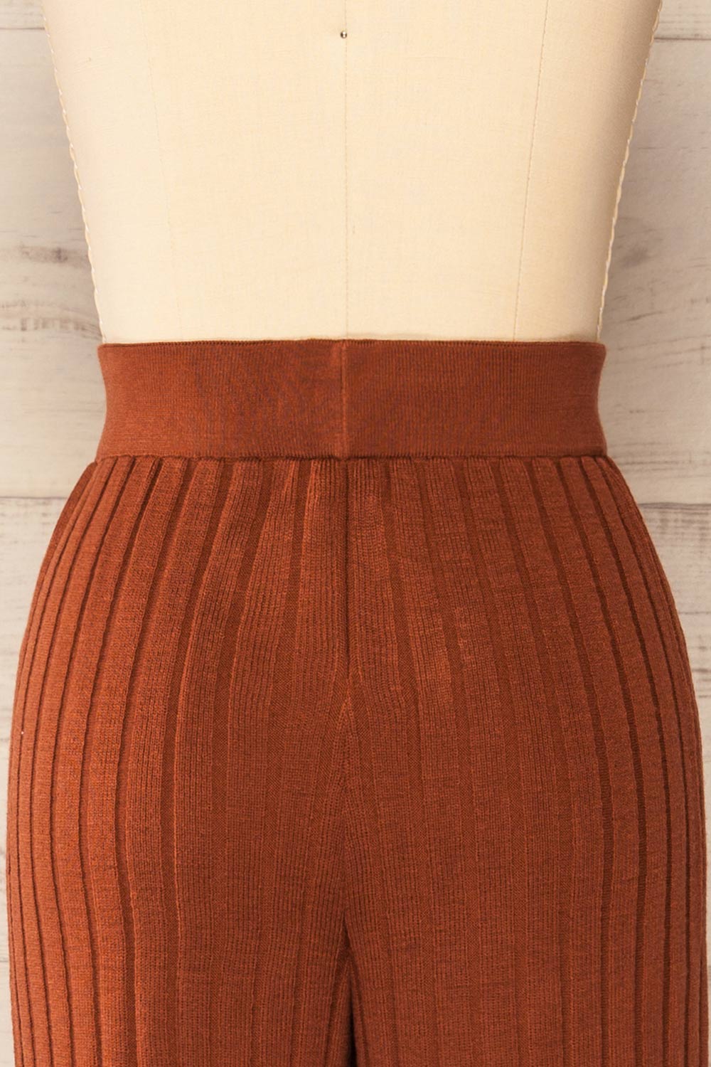 Cloppenburg Rust Ribbed Knit Straight Leg Pants | La petite garçonne back close-up