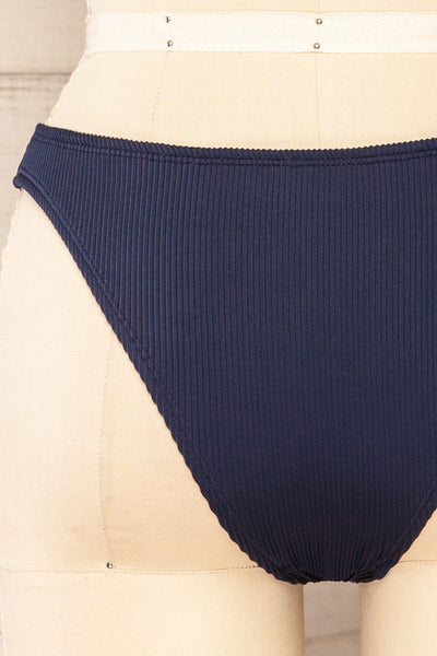 Coent Textured Navy Bikini Bottom | La petite garçonne - Coent Bas back close up