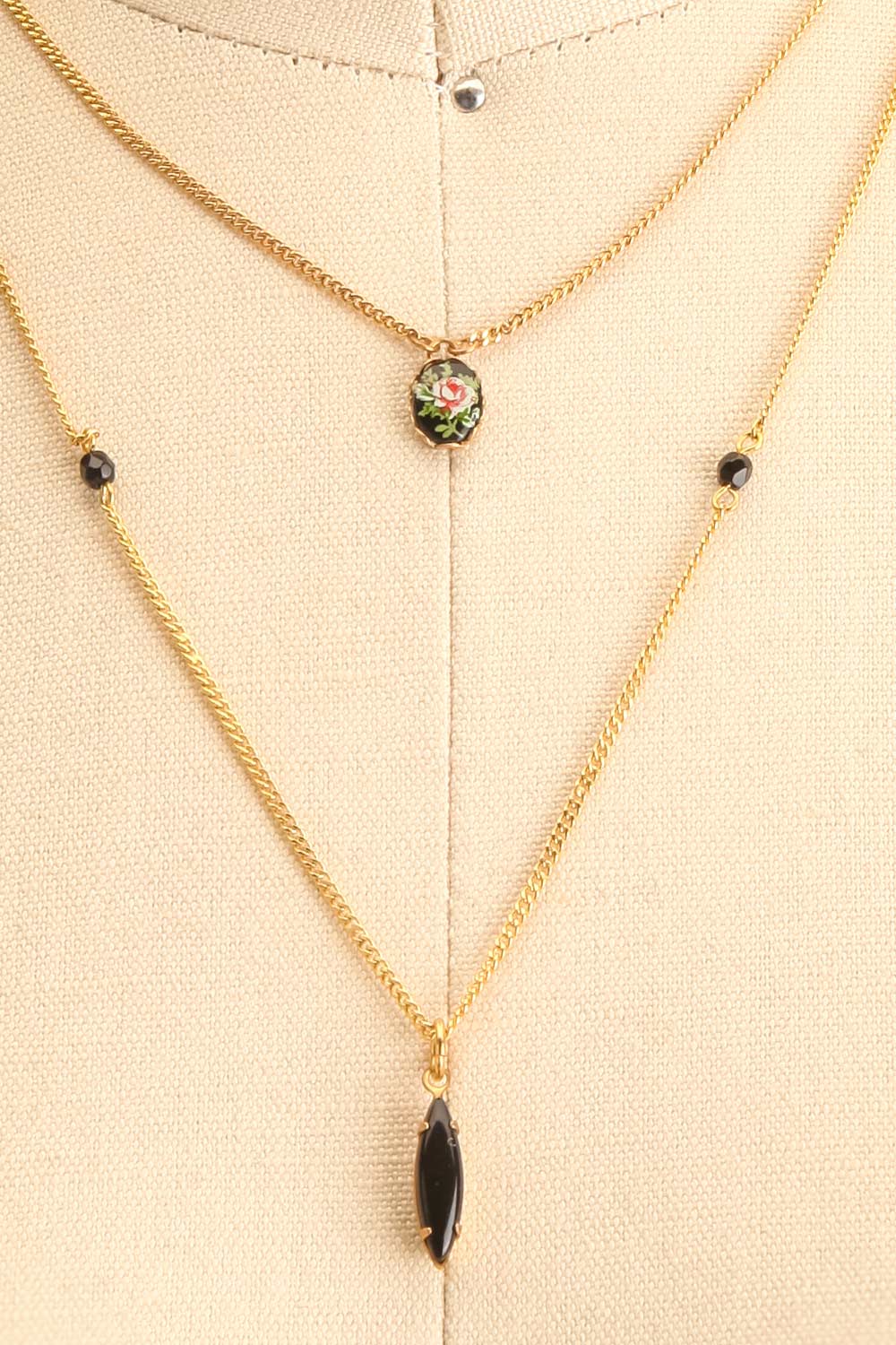 Coleen Moore Golden & Black Pendant Necklace | Boutique 1861 4