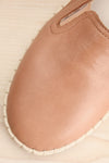 Columba Round-Toe Slip On Leather Shoes | La petite garçonne flat close-up
