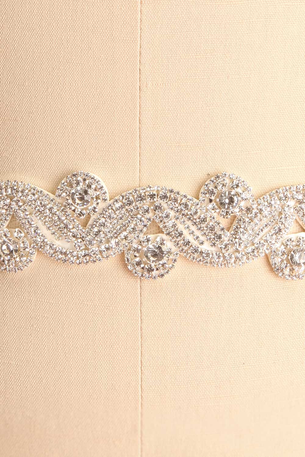 Columna White Ribbon Belt with Crystal Ornament | Boudoir 1861 4