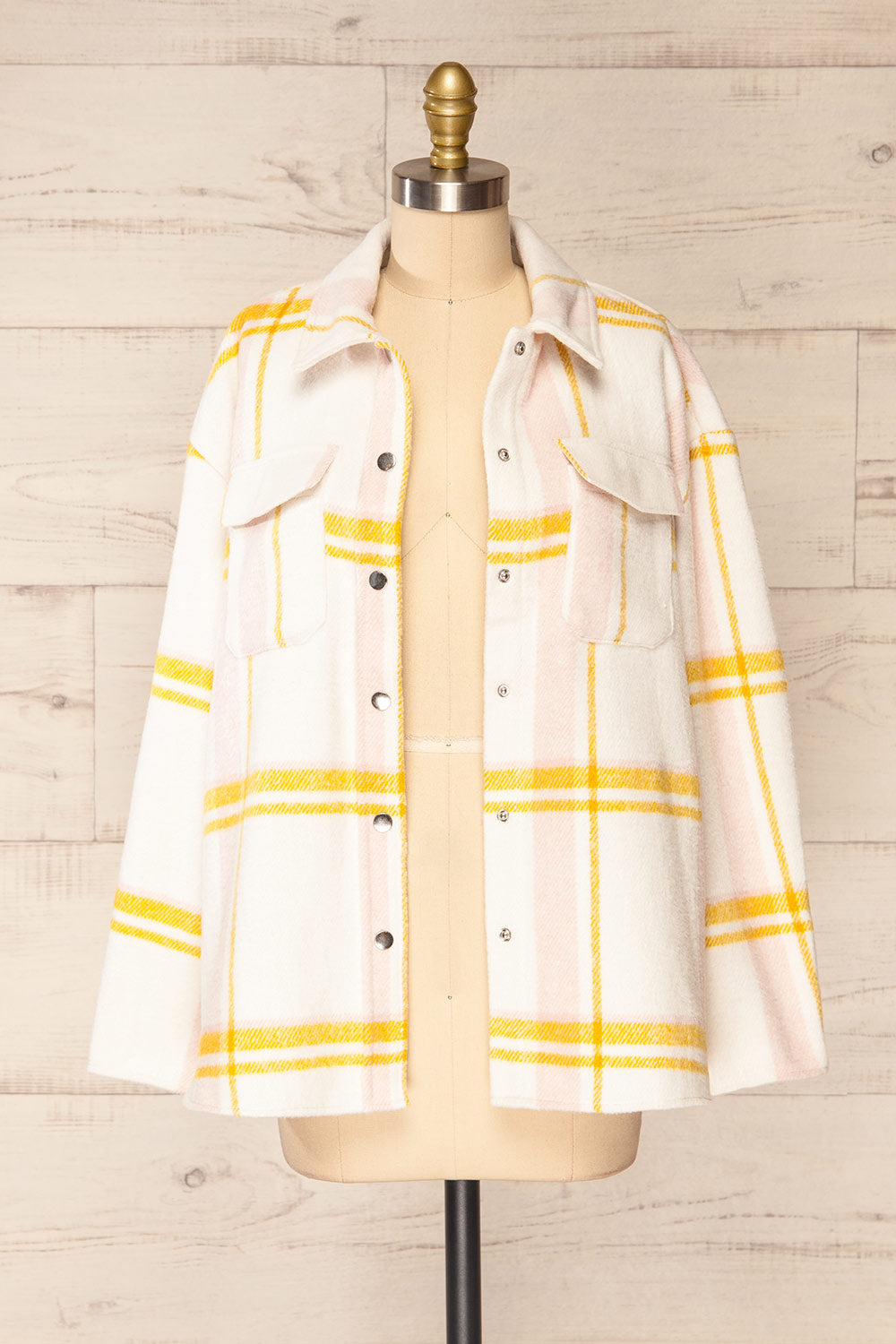 Crocci Mustard Plaid Shacket w/ Front Pockets | La petite garçonne open view