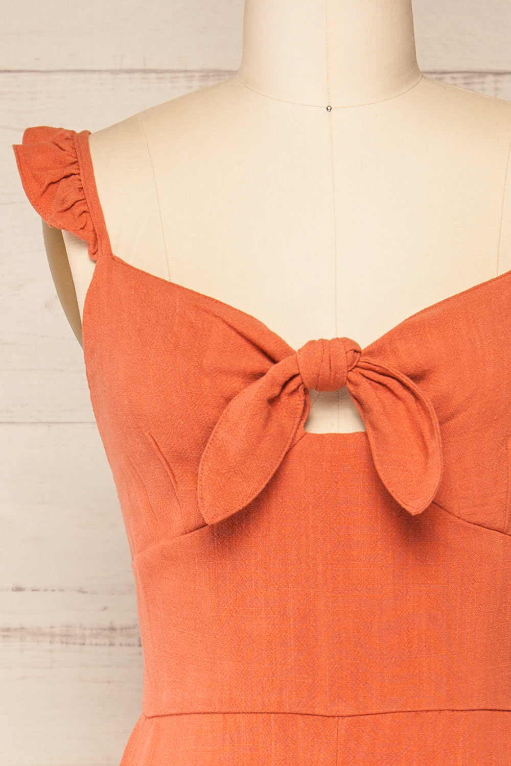 Crocevie Orange Jumpsuit with V-neckline | La petite  garçonne  front close-up