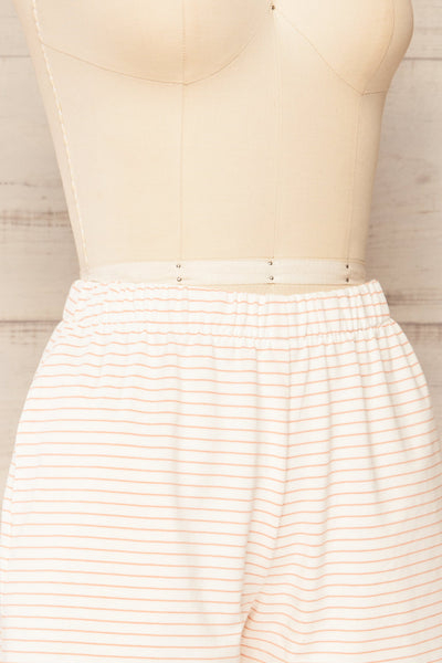 Cruise Shorts Striped Shorts w/ Elastic Waist | La petite garçonne side close-up