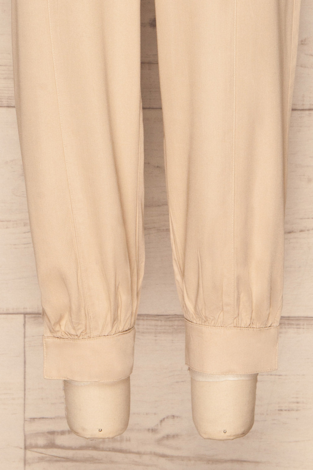 Czelads Sand Beige Cargo Pants leg close up | La Petite Garçonne