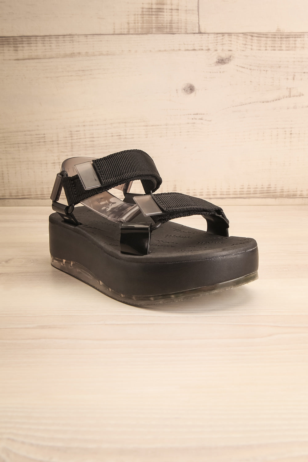 Danasgaddi Black Platform Sandals | La petite garçonne front view