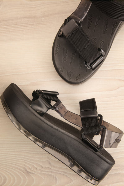 Danasgaddi Black Platform Sandals | La petite garçonne