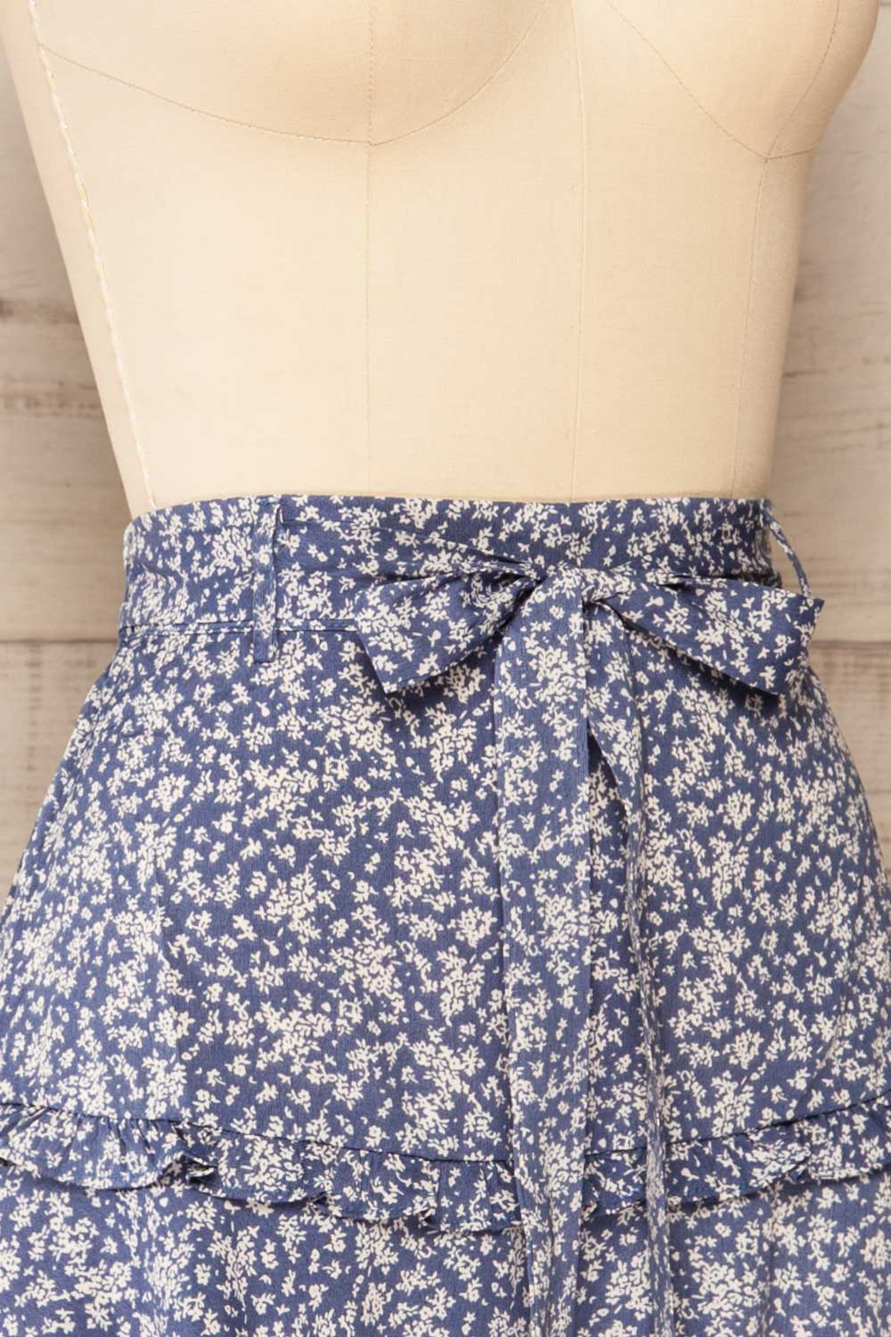 Dappel Blue Floral Skort w/ Ruffles & Fabric Belt | La petite garçonne side close-up