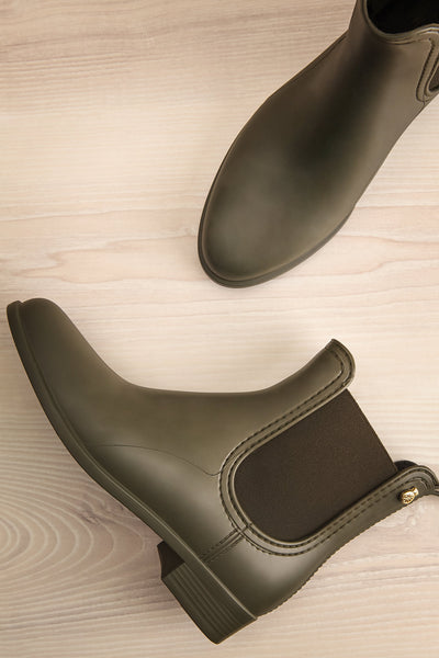 Dartford Green Chelsea Rain Boots | La Petite Garçonne