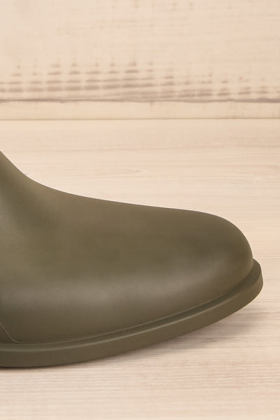 Dartford Green Chelsea Rain Boots | La Petite Garçonne Chpt. 2 8