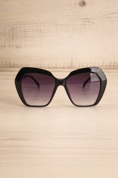 Deknepoll Black Oversized Sunglasses front view | La Petite Garçonne