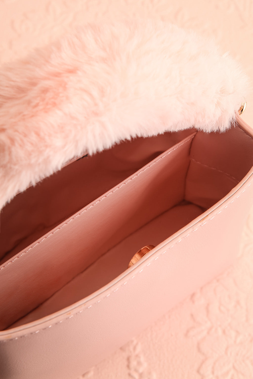 Deliah Pink Small Handbag w/ Fluffy Handle | Boutique 1861 inside view
