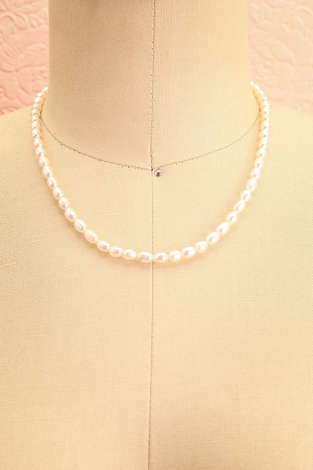 Delicatus White Pearl Necklace | Boutique 1861
