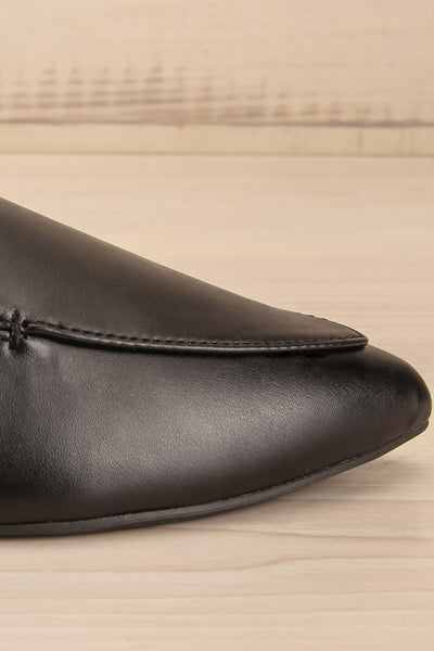 Dinteranthus Black Pointed Faux-Leather Loafers | La petite garçonne side front close-up