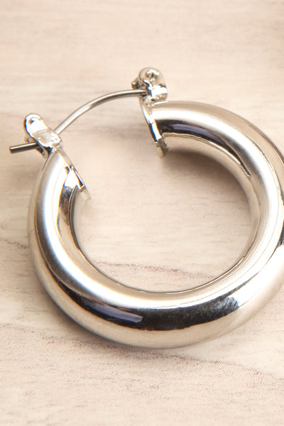 Drobin Argent Thick Silvery Hoop Earrings close-up | La Petite Garçonne