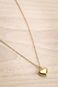 Petite hot sale heart necklace