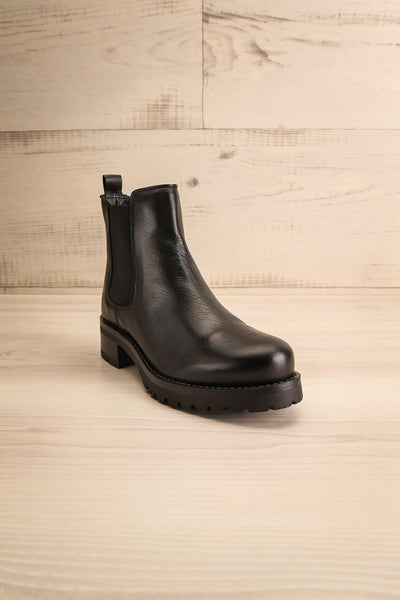 Dufrenoy Black Ankle Boots | La petite garçonne front