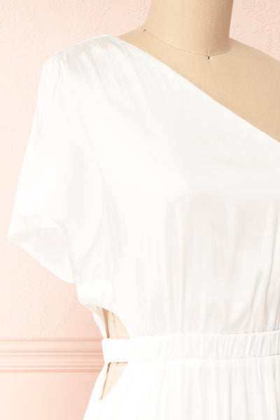 Dulcie White Maxi Dress w/ Side Cut-Outs | Boutique 1861 side close-up