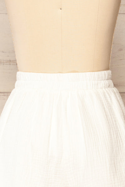 Dunedin White High-Waisted Textured Shorts | La petite garçonne back close-up