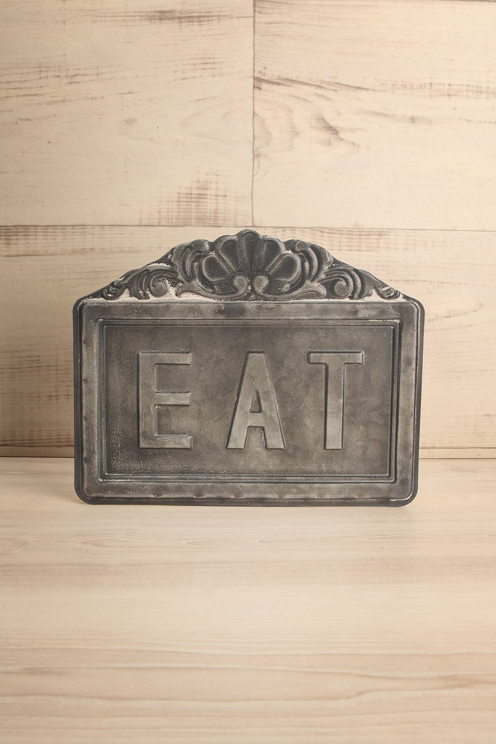 Eat Vintage Sign | La Petite Garçonne Chpt. 2 1