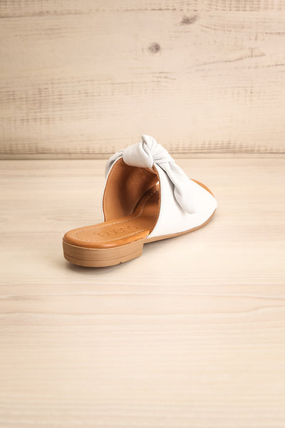 Ebelmen White Slip-On Sandals w/ Bow | La petite garçonne back view