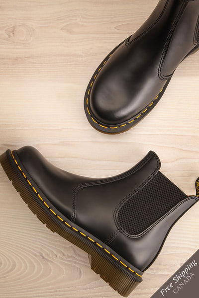 Edimbourg Leather Black Chelsea Boots flat lay | La Petite Garçonne