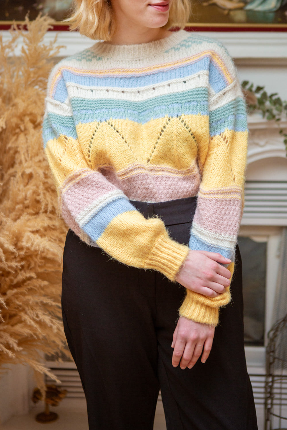 Edsvageidet Pastel Striped Knitted Sweater | La petite garçonne model