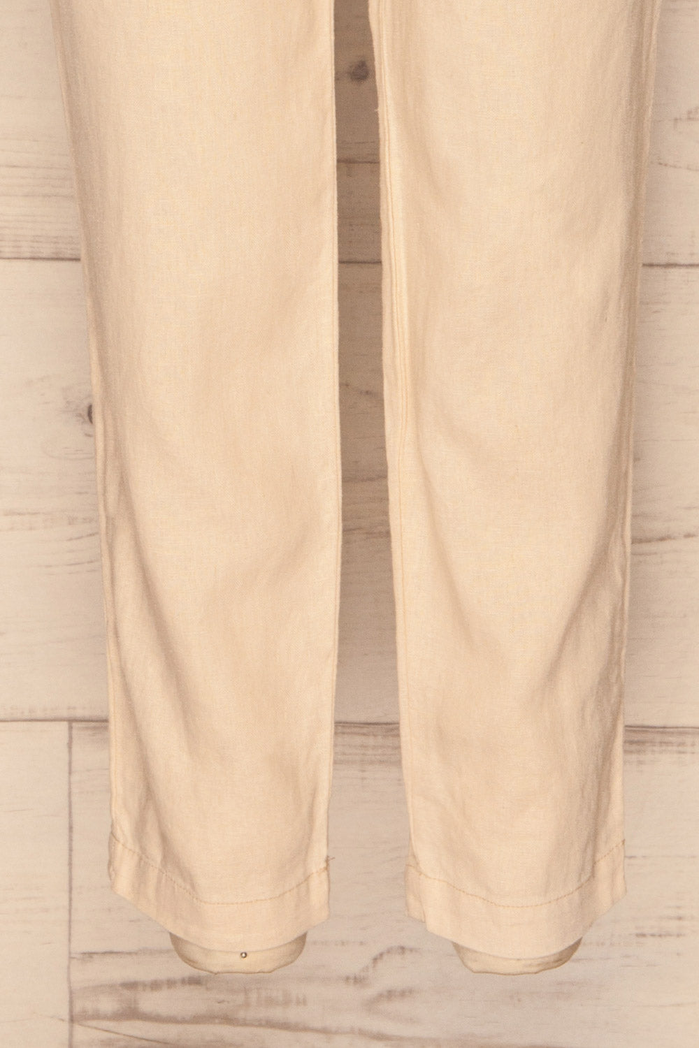 Eidbugten Beige Straight Leg Linen Pants leg close up | La Petite Garçonne