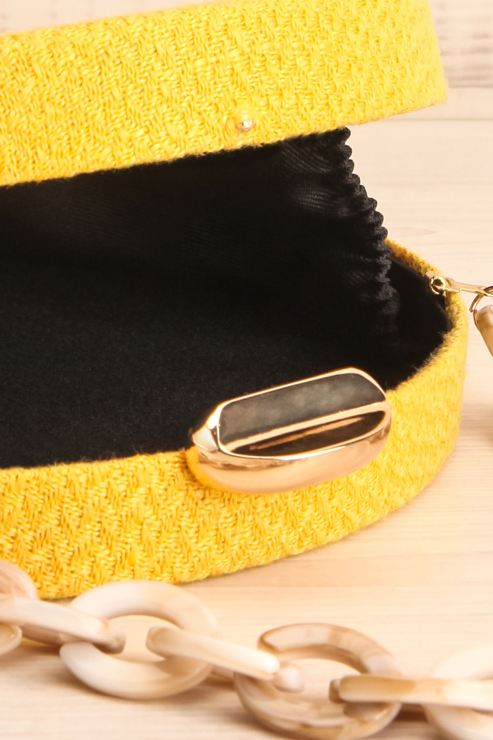 Eidbukt Yellow Woven Circular Clutch | La Petite Garçonne 7