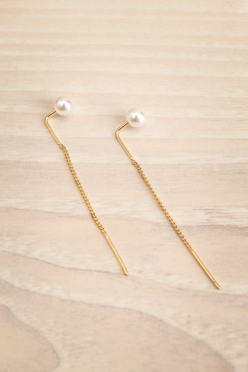 Chevron Threader Earrings, Wire Threaders, Minimal Gold Threader Earrings,  Simple Wire Earrings, Hammered Chevron Earrings, Minimal Jewelry - Etsy | Threader  earrings gold, Small gold hoop earrings, Simple earrings