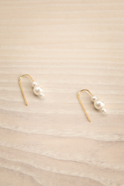 Elberta Gold Pearl Pendant Earrings | La petite garçonne