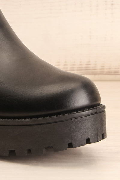 Emmelord Black Platform Heel Chelsea Boots side close up | La Petite Garçonne
