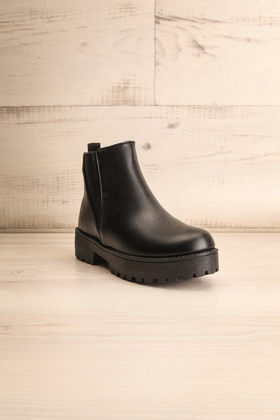Emmelord Black Platform Heel Chelsea Boots | La Petite Garçonne