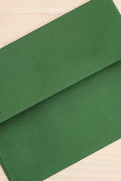 Green Facade Card | Maison garçonne enveloppe close-up