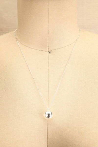 Ernae Silver Adjustable Necklace w/ Ball Pendant | La petite garçonne